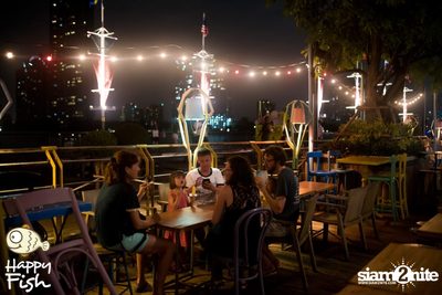 คืนวันศุกร์ ที่ร้าน แฮปปี้ ฟิช, เอเชีย ทีค เดอะ ริเวอร์ฟร้อนท์ — photo 3