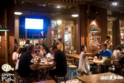 คืนวันศุกร์ ที่ร้าน แฮปปี้ ฟิช, เอเชีย ทีค เดอะ ริเวอร์ฟร้อนท์ — photo 4