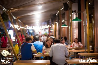 คืนวันศุกร์ ที่ร้าน แฮปปี้ ฟิช, เอเชีย ทีค เดอะ ริเวอร์ฟร้อนท์ — photo 22