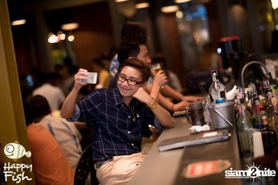 คืนวันศุกร์ ที่ร้าน แฮปปี้ ฟิช, เอเชีย ทีค เดอะ ริเวอร์ฟร้อนท์ — photo 30