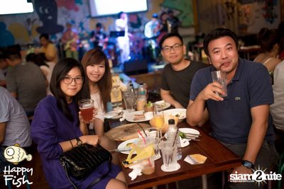 คืนวันศุกร์ ที่ร้าน แฮปปี้ ฟิช, เอเชีย ทีค เดอะ ริเวอร์ฟร้อนท์ — photo 37