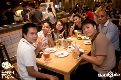 คืนวันศุกร์ ที่ร้าน แฮปปี้ ฟิช, เอเชีย ทีค เดอะ ริเวอร์ฟร้อนท์ — photo 40