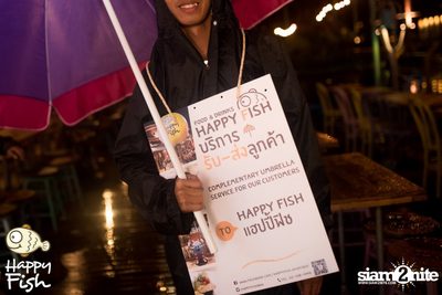 คืนวันศุกร์ ที่ร้าน แฮปปี้ ฟิช, เอเชีย ทีค เดอะ ริเวอร์ฟร้อนท์ — photo 55