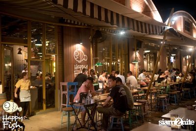 คืนวันศุกร์ ที่ร้าน แฮปปี้ ฟิช, เอเชีย ทีค เดอะ ริเวอร์ฟร้อนท์ — photo 61
