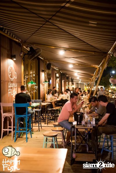 คืนวันศุกร์ ที่ร้าน แฮปปี้ ฟิช, เอเชีย ทีค เดอะ ริเวอร์ฟร้อนท์ — photo 74