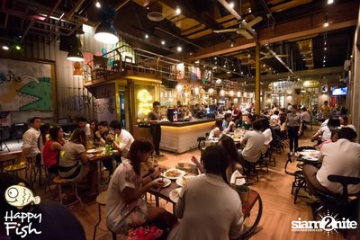 คืนวันศุกร์ ที่ร้าน แฮปปี้ ฟิช, เอเชีย ทีค เดอะ ริเวอร์ฟร้อนท์ — photo 76