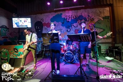 คืนวันศุกร์ ที่ร้าน แฮปปี้ ฟิช, เอเชีย ทีค เดอะ ริเวอร์ฟร้อนท์ — photo 92