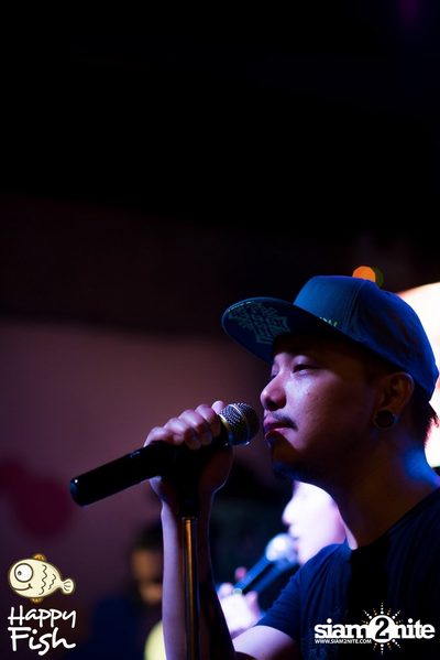 คืนวันศุกร์ ที่ร้าน แฮปปี้ ฟิช, เอเชีย ทีค เดอะ ริเวอร์ฟร้อนท์ — photo 103