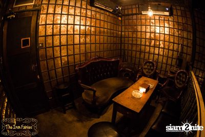 Friday Night at The Iron Fairies, Thonglor — photo 32