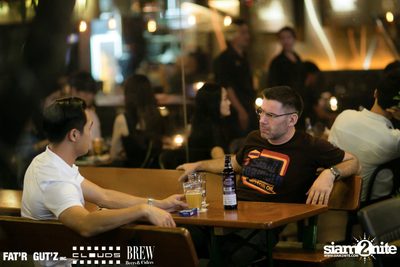 Seenspace Invasion ที่ร้าน Clouds, Fat'R Gut'z และ BREW Beers & Ciders — photo 11