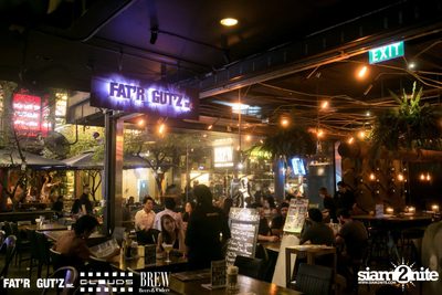 Seenspace Invasion ที่ร้าน Clouds, Fat'R Gut'z และ BREW Beers & Ciders — photo 13