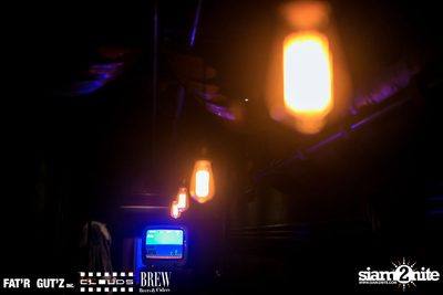 Seenspace Invasion ที่ร้าน Clouds, Fat'R Gut'z และ BREW Beers & Ciders — photo 14