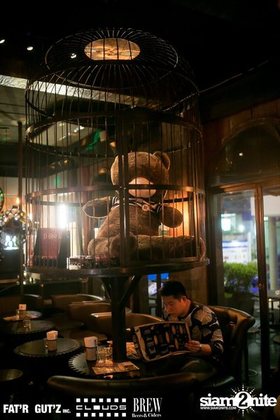 Seenspace Invasion ที่ร้าน Clouds, Fat'R Gut'z และ BREW Beers & Ciders — photo 15