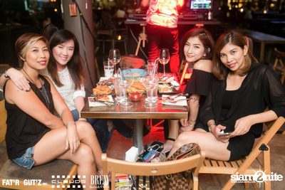 Seenspace Invasion ที่ร้าน Clouds, Fat'R Gut'z และ BREW Beers & Ciders — photo 27