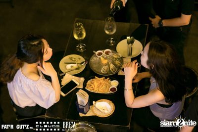 Seenspace Invasion ที่ร้าน Clouds, Fat'R Gut'z และ BREW Beers & Ciders — photo 49