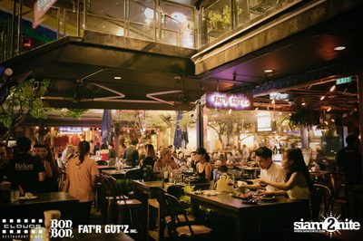 คืนวันเสาร์ ที่ คลาวส์, บอน บอน และ แฟตอาร์ กัตซ์ ใน Seenspace — photo 65