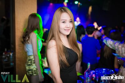 Saturday Night at Funky Villa, Thonglor Arena 10 — photo 25