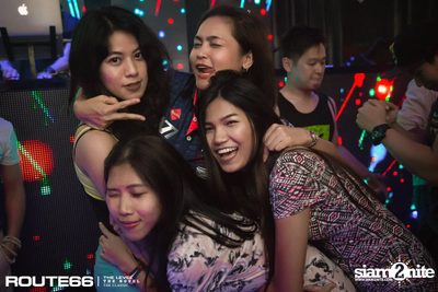 ปาร์ตี้คืนวันเสาร์ ที่ร้าน รูท ซิกตี้ซิก คลับ อาร์ซีเอ — photo 9