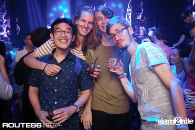 ปาร์ตี้คืนวันเสาร์ ที่ร้าน รูท ซิกตี้ซิก คลับ อาร์ซีเอ — photo 33