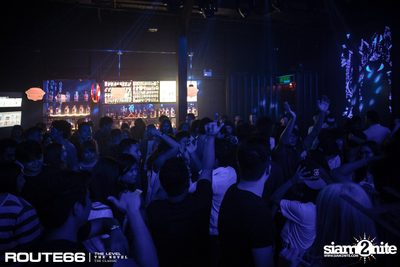 ปาร์ตี้คืนวันเสาร์ ที่ร้าน รูท ซิกตี้ซิก คลับ อาร์ซีเอ — photo 111