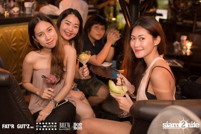 คืนวันศุกร์ ที่ คลาวส์, แฟตอาร์ กัตซ์, บริว และบอน บอน — photo 32