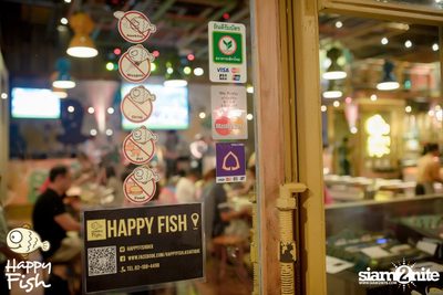 คืนวันศุกร์ ที่ร้าน แฮปปี้ ฟิช, เอเชีย ทีค เดอะ ริเวอร์ฟร้อนท์ — photo 1