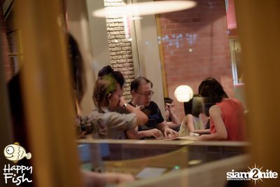 คืนวันศุกร์ ที่ร้าน แฮปปี้ ฟิช, เอเชีย ทีค เดอะ ริเวอร์ฟร้อนท์ — photo 7