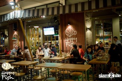 คืนวันศุกร์ ที่ร้าน แฮปปี้ ฟิช, เอเชีย ทีค เดอะ ริเวอร์ฟร้อนท์ — photo 10