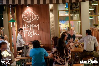 คืนวันศุกร์ ที่ร้าน แฮปปี้ ฟิช, เอเชีย ทีค เดอะ ริเวอร์ฟร้อนท์ — photo 21
