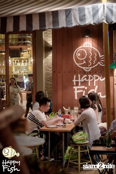 คืนวันศุกร์ ที่ร้าน แฮปปี้ ฟิช, เอเชีย ทีค เดอะ ริเวอร์ฟร้อนท์ — photo 22