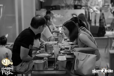 คืนวันศุกร์ ที่ร้าน แฮปปี้ ฟิช, เอเชีย ทีค เดอะ ริเวอร์ฟร้อนท์ — photo 27