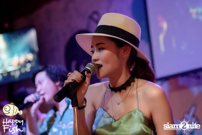 คืนวันศุกร์ ที่ร้าน แฮปปี้ ฟิช, เอเชีย ทีค เดอะ ริเวอร์ฟร้อนท์ — photo 29