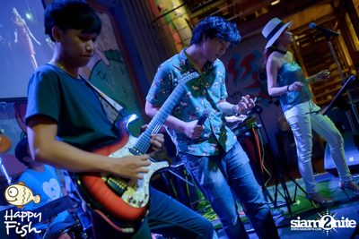 คืนวันศุกร์ ที่ร้าน แฮปปี้ ฟิช, เอเชีย ทีค เดอะ ริเวอร์ฟร้อนท์ — photo 47
