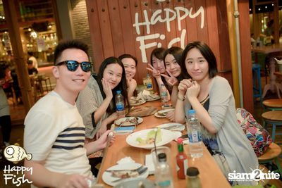 คืนวันศุกร์ ที่ร้าน แฮปปี้ ฟิช, เอเชีย ทีค เดอะ ริเวอร์ฟร้อนท์ — photo 63