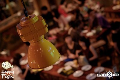 คืนวันศุกร์ ที่ร้าน แฮปปี้ ฟิช, เอเชีย ทีค เดอะ ริเวอร์ฟร้อนท์ — photo 72