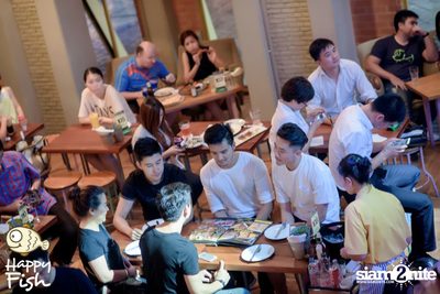คืนวันศุกร์ ที่ร้าน แฮปปี้ ฟิช, เอเชีย ทีค เดอะ ริเวอร์ฟร้อนท์ — photo 74