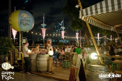 คืนวันศุกร์ ที่ร้าน แฮปปี้ ฟิช, เอเชีย ทีค เดอะ ริเวอร์ฟร้อนท์ — photo 89