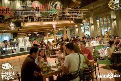 คืนวันศุกร์ ที่ร้าน แฮปปี้ ฟิช, เอเชีย ทีค เดอะ ริเวอร์ฟร้อนท์ — photo 115