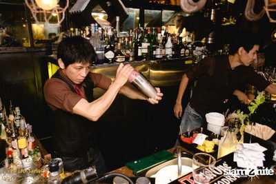 คืนวันเสาร์ ที่ ดิ ไอ่ร่อน แฟรี่, ซอยทองหล่อ — photo 58