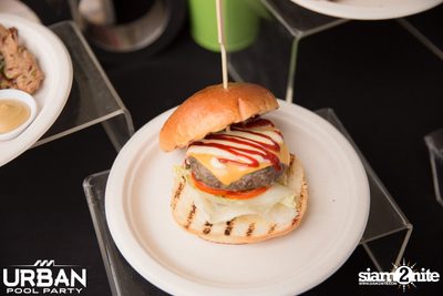 THAMMATAI นำเสนอ Urban Pool Party ที่ โซ โซฟิเทล กรุงเทพฯ — photo 11