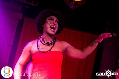 Bangkok Gay & Lesbian Film Festival Closing Party ที่ แม็กกี้ ชูวส์ — photo 135