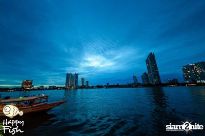 คืนวันศุกร์ ที่ร้าน แฮปปี้ ฟิช, เอเชีย ทีค เดอะ ริเวอร์ฟร้อนท์ — photo 8
