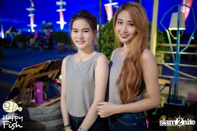 คืนวันศุกร์ ที่ร้าน แฮปปี้ ฟิช, เอเชีย ทีค เดอะ ริเวอร์ฟร้อนท์ — photo 10