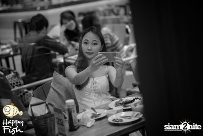 คืนวันศุกร์ ที่ร้าน แฮปปี้ ฟิช, เอเชีย ทีค เดอะ ริเวอร์ฟร้อนท์ — photo 34