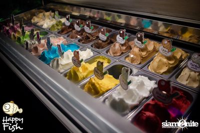 คืนวันศุกร์ ที่ร้าน แฮปปี้ ฟิช, เอเชีย ทีค เดอะ ริเวอร์ฟร้อนท์ — photo 60