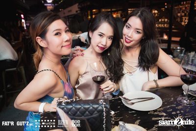 คืนวันศุกร์ ที่ คลาวส์, แฟตอาร์ กัตซ์, บริว และบอน บอน — photo 55