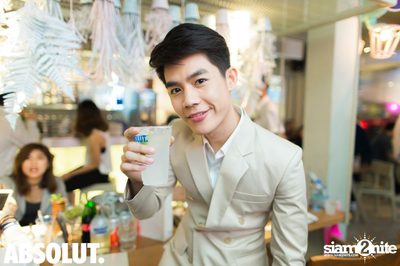 Cleo X Absolut La Femme Drink Society at Badmotel — photo 17