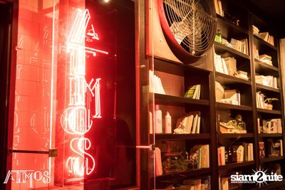 Saturday Night at Atmos, Thonglor Soi 10 — photo 17