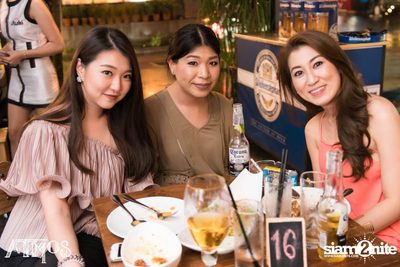 Saturday Night at Atmos, Thonglor Soi 10 — photo 23