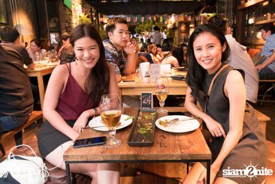 Saturday Night at Atmos, Thonglor Soi 10 — photo 31